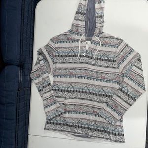 On the byas light sweatshirt
